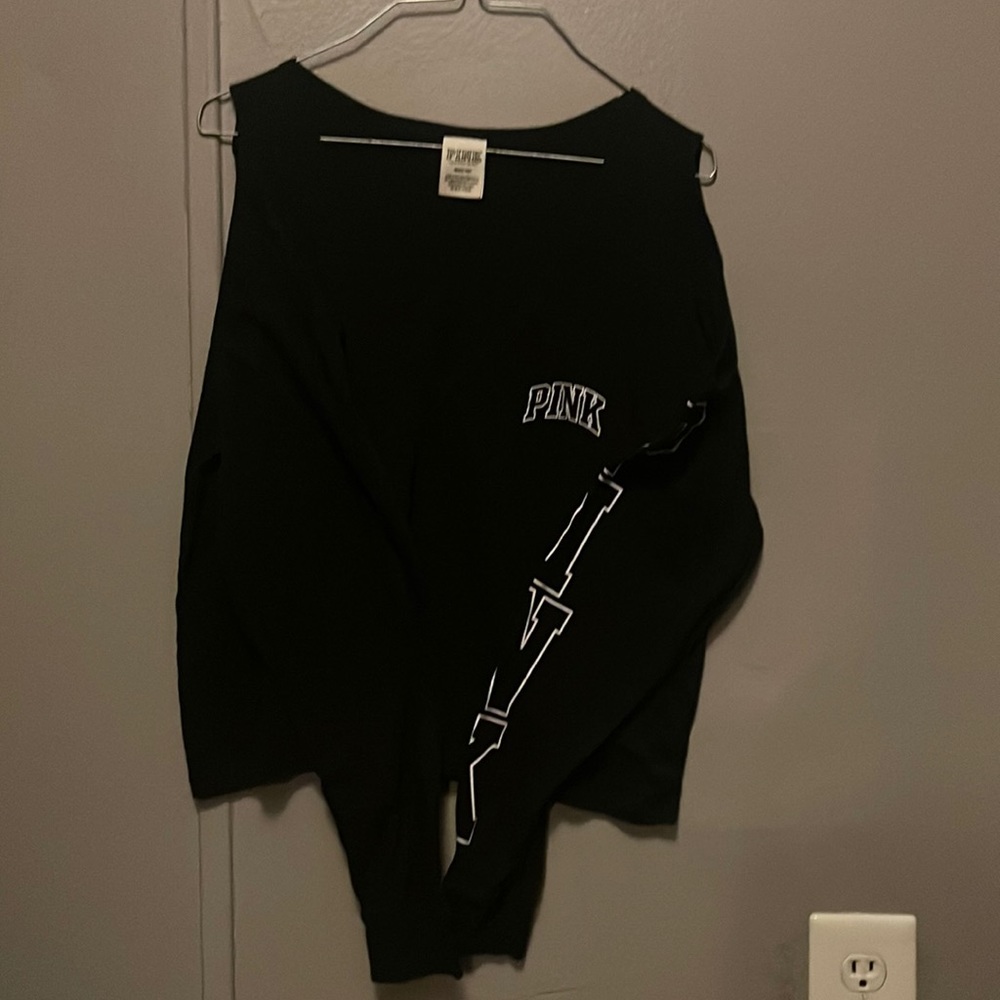 VS PINK cutout shoulder tee